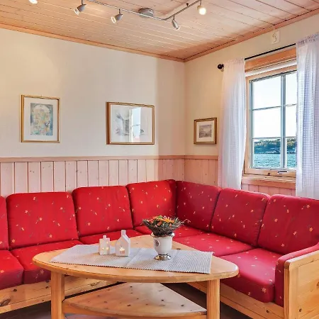 Holiday Home Brekstad *