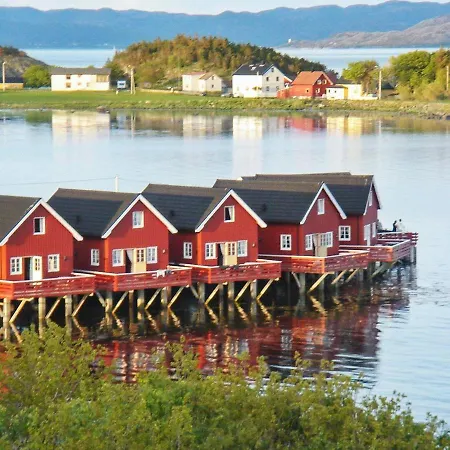 6 Person In Brekstad-by Traum